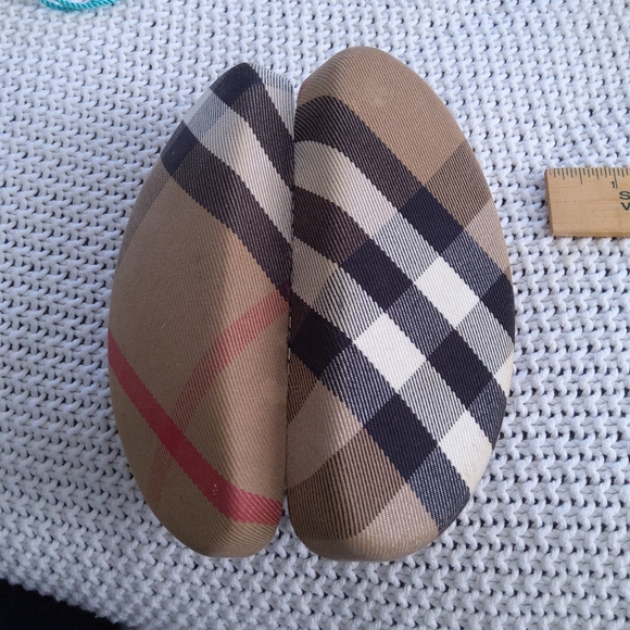 Vintage Burberry Sunglasses with Hard Shell Burberry Case Gender Inclusive